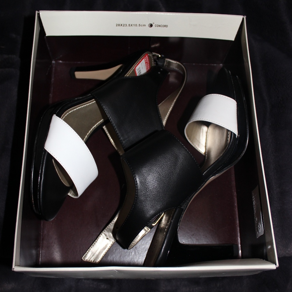 Anne Klein Black/White Heels